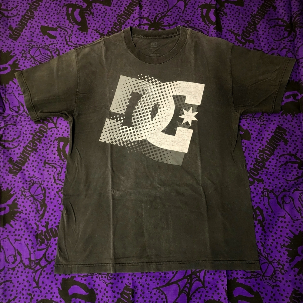 DC Shoes Black Short Sleeve Tee with Iconic Logo Large